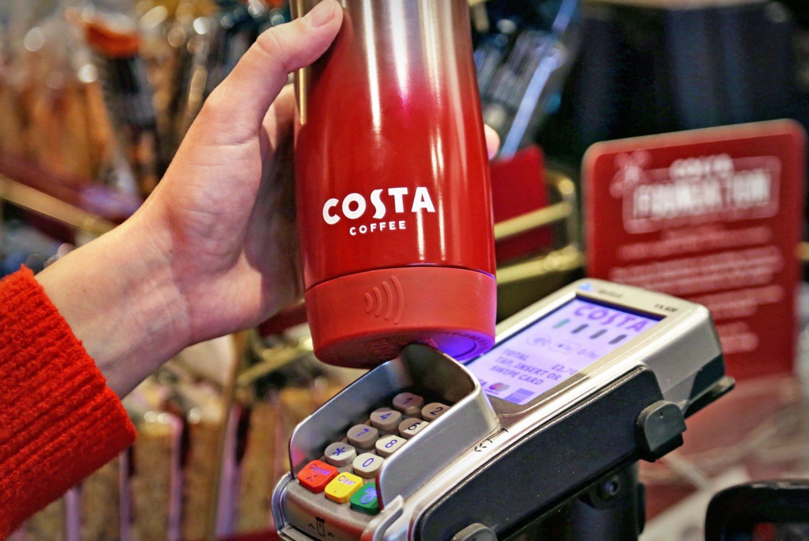 Reusable coffee cups with contactless chip (bPay) offers solution to save the planet