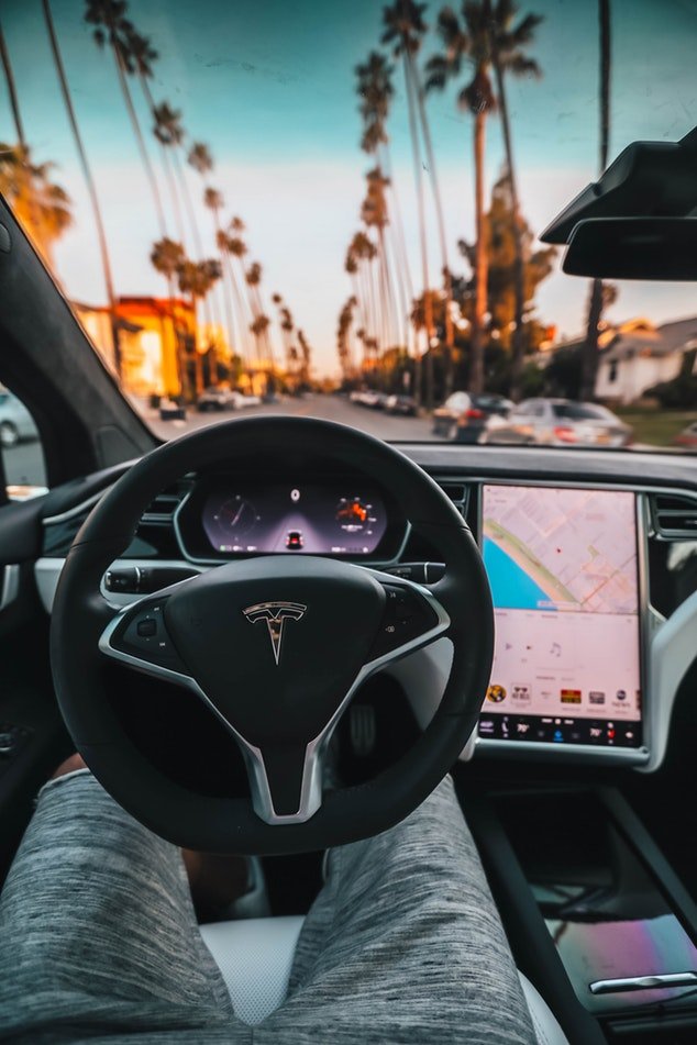 Tesla to Bring Sentry Mode for 360° dashcam surveillance to cars with Enhanced Autopilot